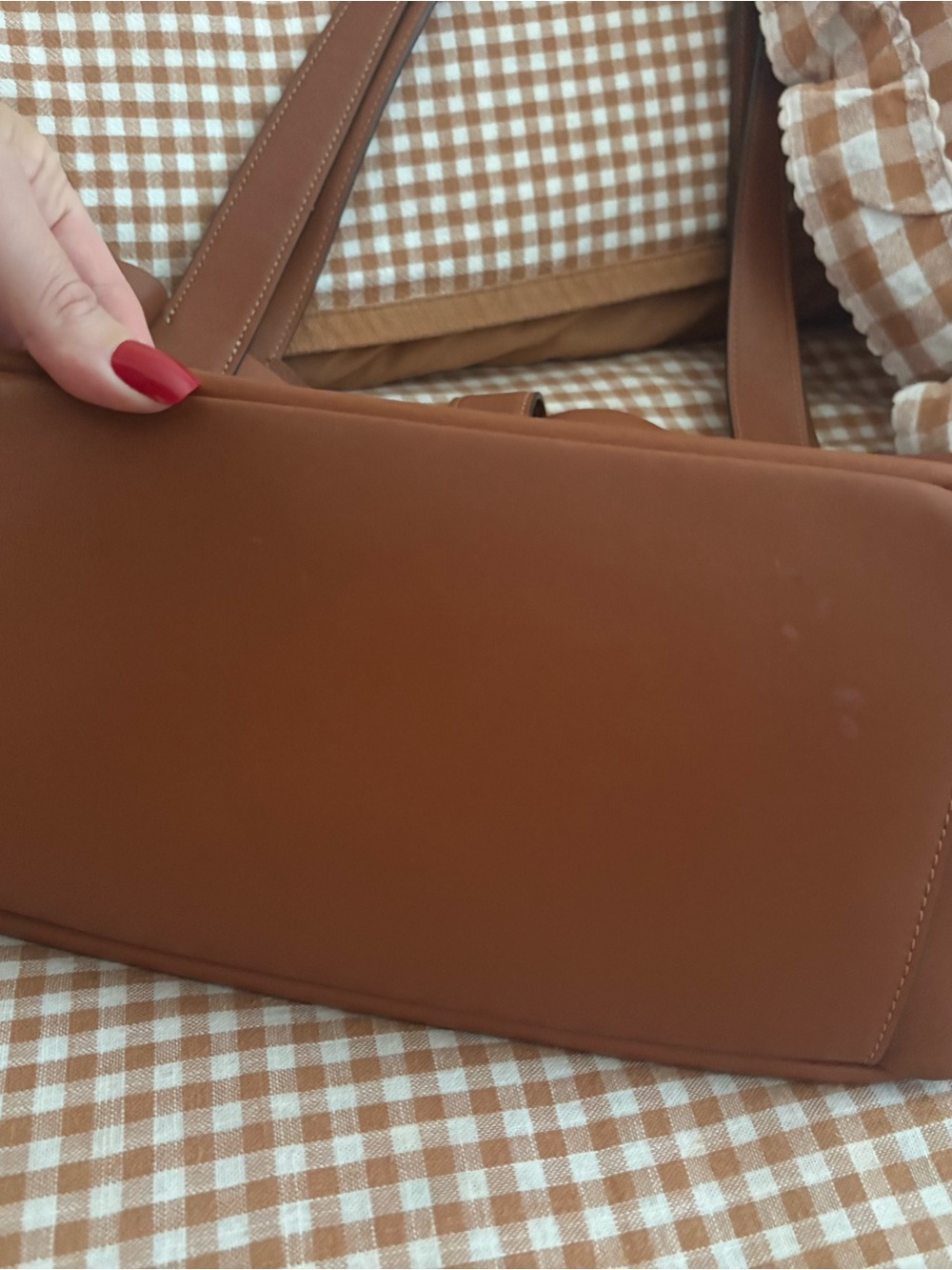 COACH Hadley Brown Leather Tote Bag - Turnlock Detail - Picture 5 of 12